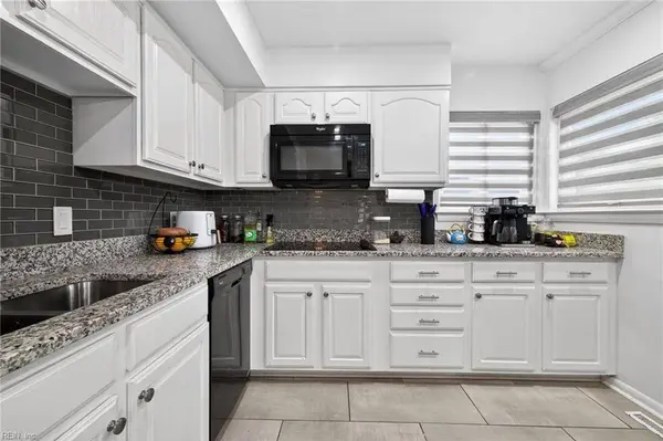 5563 Bayberry DR, Norfolk, VA 23502