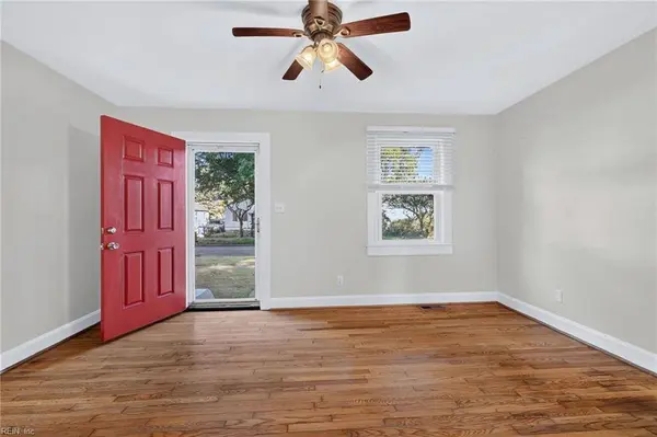 517 Forrest AVE, Norfolk, VA 23505