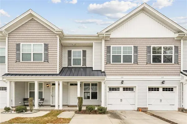 333 Sikeston LN, Chesapeake, VA 23322