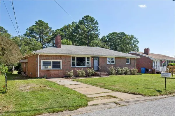 1241 N River DR, Chesapeake, VA 23323