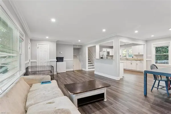 18 Brookfield DR, Hampton, VA 23666