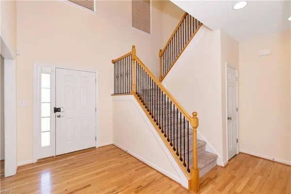 105 Crossing Waters WAY, Yorktown, VA 23690
