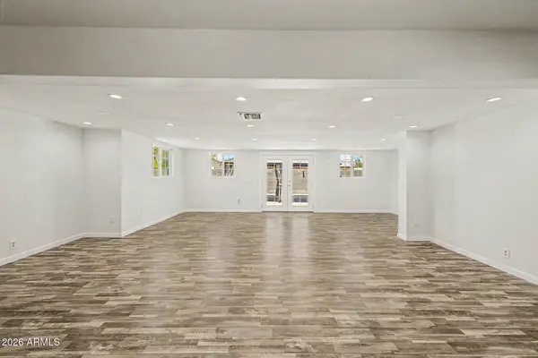 1522 W LAWRENCE Lane, Phoenix, AZ 85021