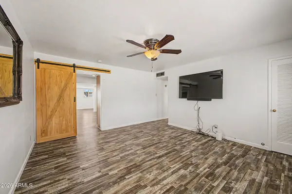 1522 W LAWRENCE Lane, Phoenix, AZ 85021