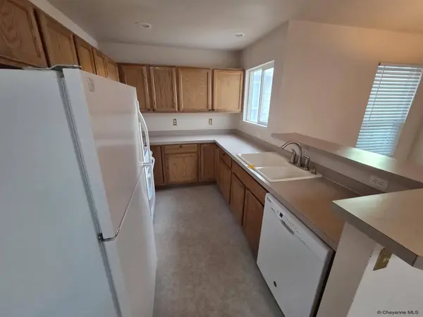 5925 TOWNSEND PL, Cheyenne, WY 82009
