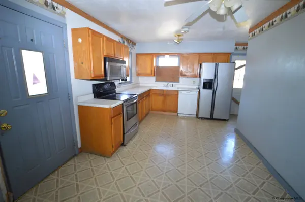 205 S HOUSE AVE, Cheyenne, WY 82007