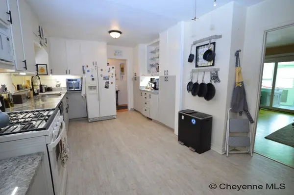 4001 SNYDER AVE, Cheyenne, WY 82001