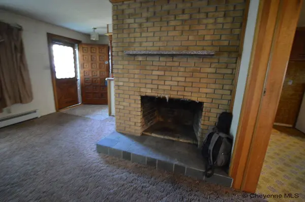 1120 SANDERS, Laramie, WY 82270