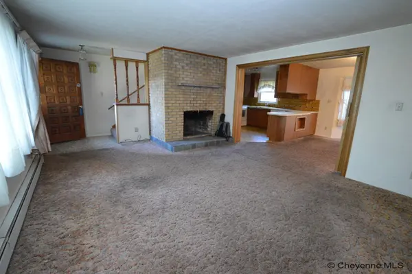 1120 SANDERS, Laramie, WY 82270