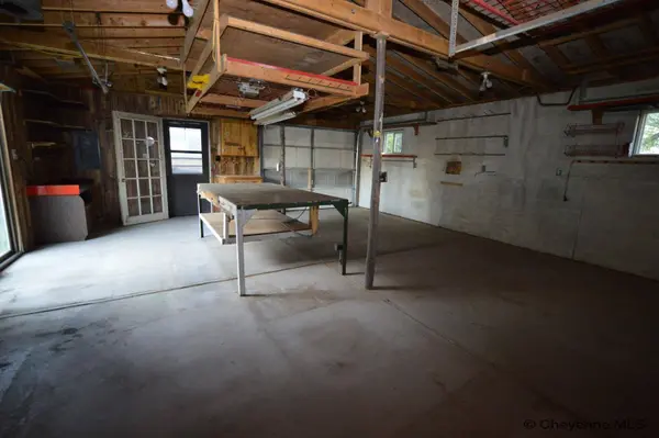 1120 SANDERS, Laramie, WY 82270