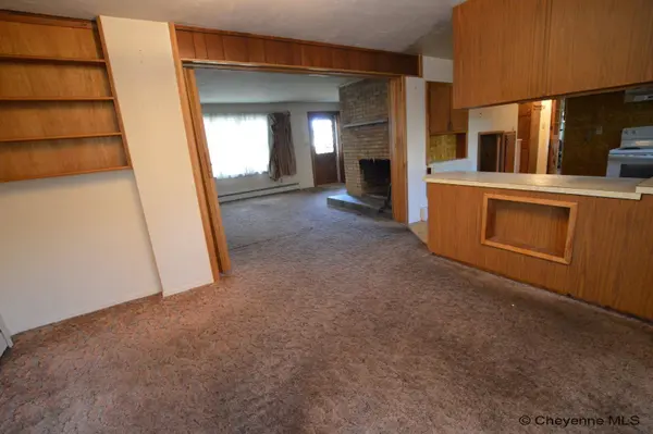 1120 SANDERS, Laramie, WY 82270