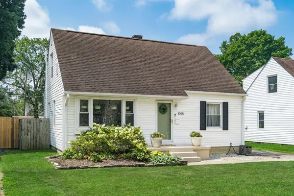 1095 E Dunedin Road, Columbus, OH 43224