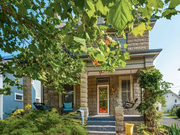 176 E Kelso Road, Columbus, OH 43202