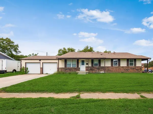 5639 Maple Canyon Avenue