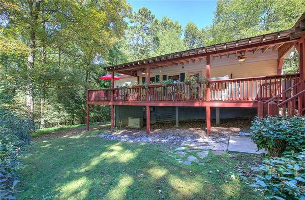 2108 Blackberry Mtn RD, Ellijay, GA 30536