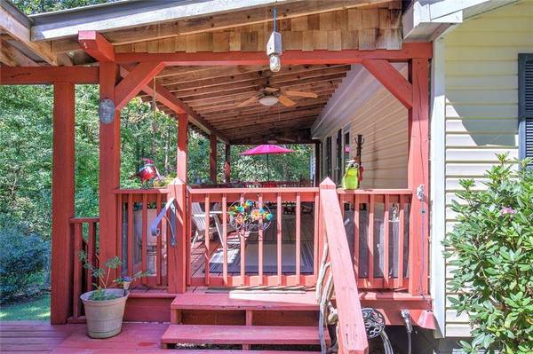 2108 Blackberry Mtn RD, Ellijay, GA 30536