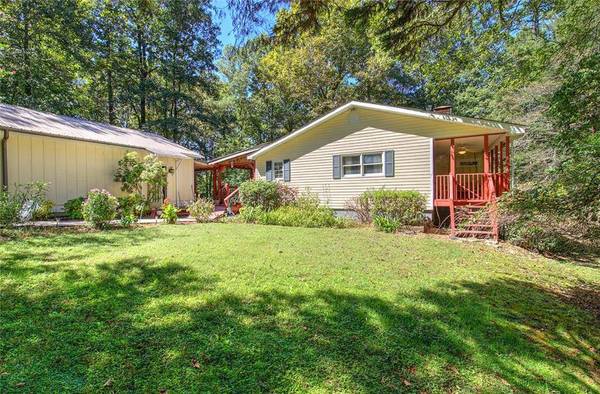 2108 Blackberry Mtn RD, Ellijay, GA 30536