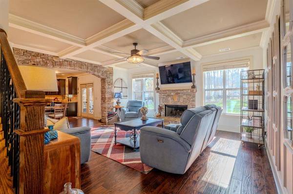 203 Davis Mill RD, Ball Ground, GA 30107