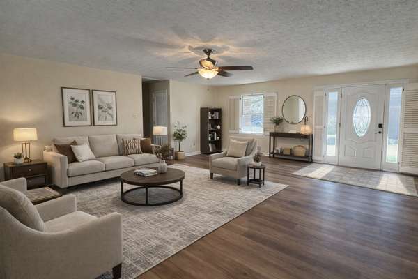 370 Merrydale Dr SW, Marietta, GA 30064-3137