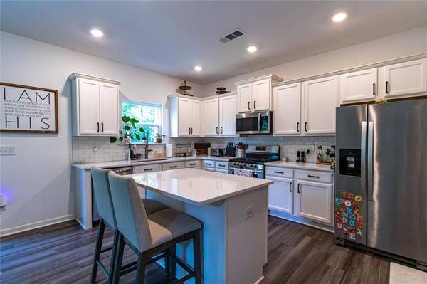 211 Shoals Bridge RD, Acworth, GA 30102
