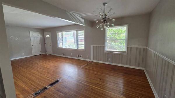 136 Hillsdale DR SE, Atlanta, GA 30315