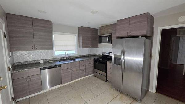 136 Hillsdale DR SE, Atlanta, GA 30315