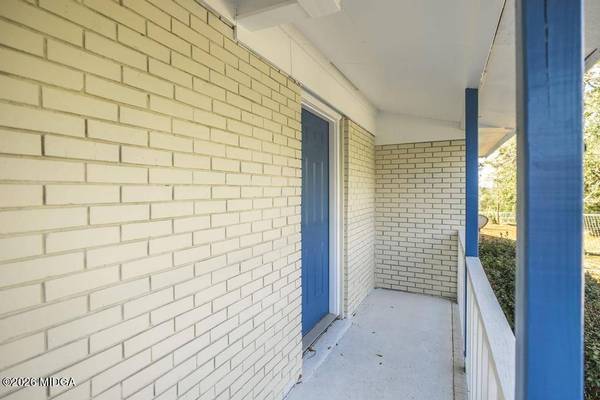 1334 Lakeview Drive, Macon, GA 31206