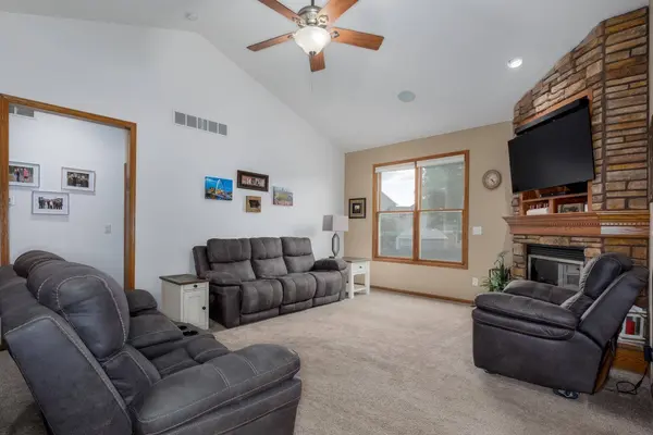4006 SW Bluegrass Drive, Ankeny, IA 50023