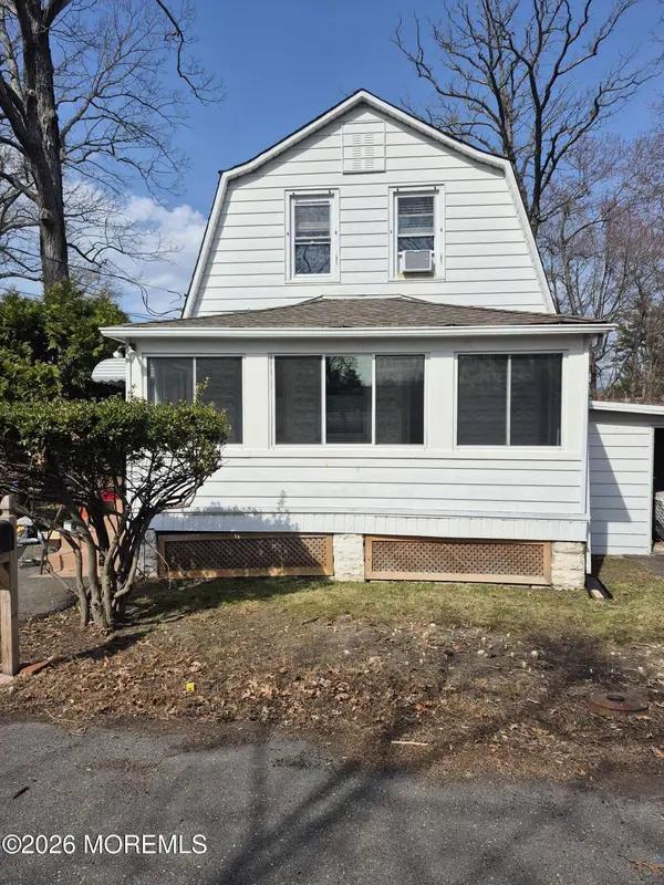 901 Beverly Avenue, Ocean Twp, NJ 07712