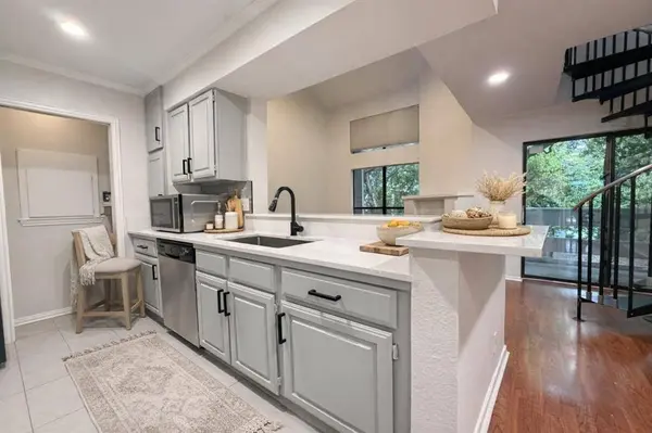 5840 Spring Valley Road #602, Dallas, TX 75093