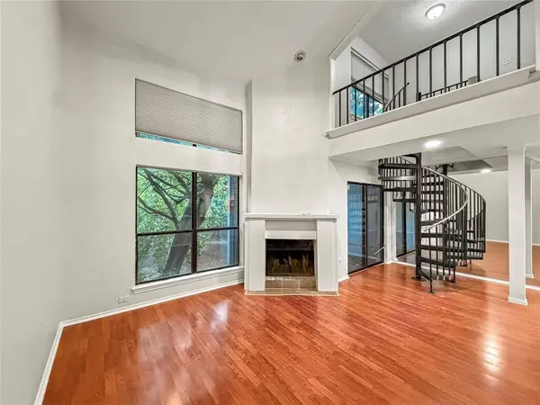 5840 Spring Valley Road #602, Dallas, TX 75254