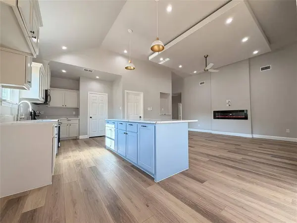 2212 Polk Street, Greenville, TX 75401