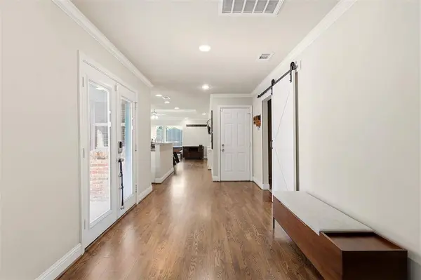 6302 Warm Mist Lane, Dallas, TX 75248