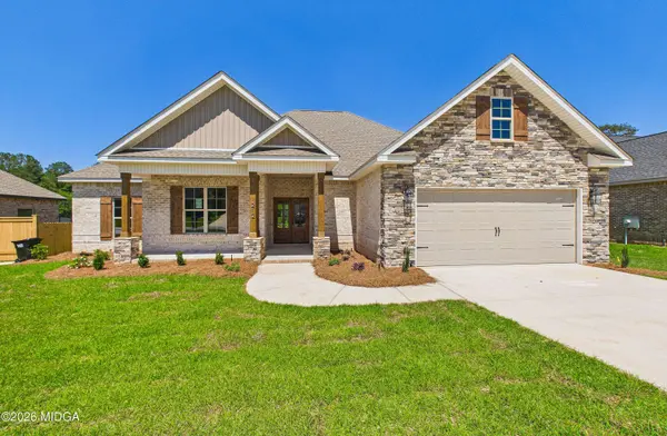 212 Golden Chestnut Bend, Bonaire, GA 31005