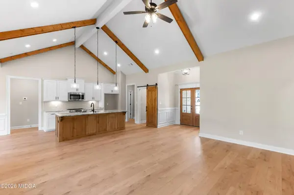 212 Golden Chestnut Bend, Bonaire, GA 31005