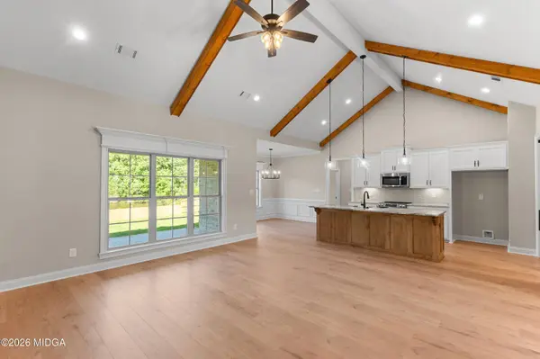 212 Golden Chestnut Bend, Bonaire, GA 31005