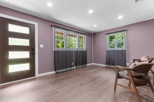 910 Perry Drive, Macon, GA 31217