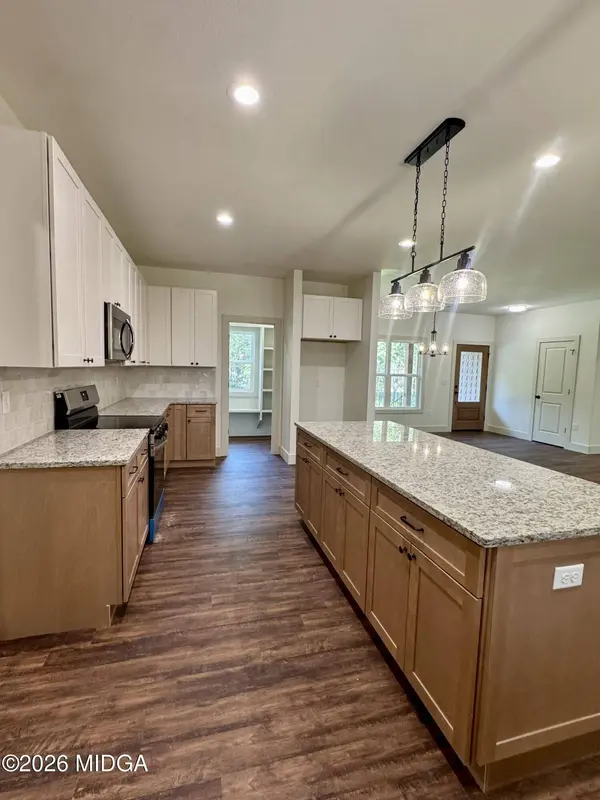 160 Wood Oak Circle, Cochran, GA 31014