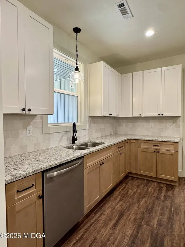 160 Wood Oak Circle, Cochran, GA 31014