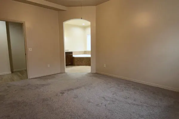 155 E HOLLY Way, Washington, UT 84780