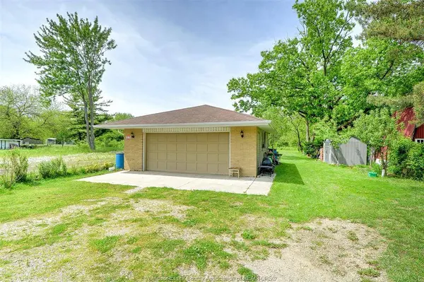 3567 HOWARD, Windsor, ON N9E 3N6