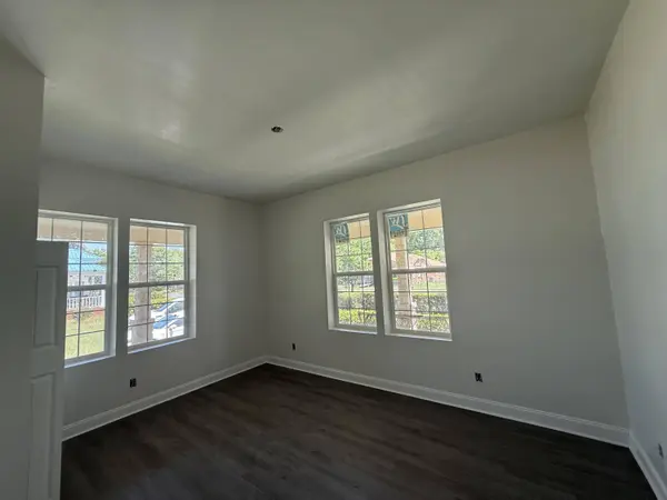 415 W Oakland AVE Avenue, Sumter, SC 29150