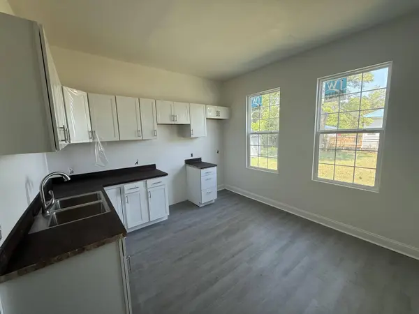 415 W Oakland AVE Avenue, Sumter, SC 29150