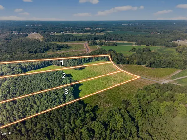 2 Mitchell RD, Lillington, NC 27546