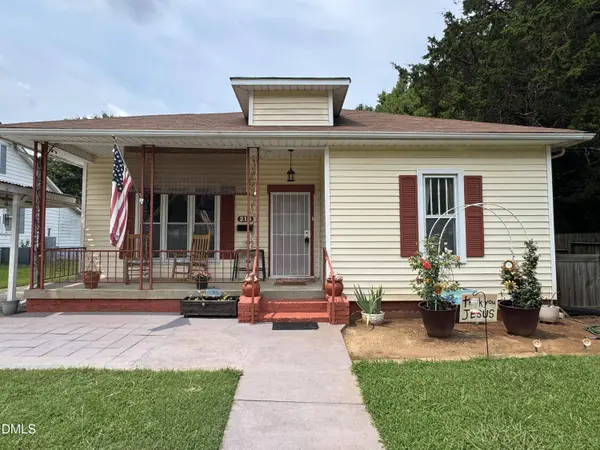 215 W Parker ST, Graham, NC 27253