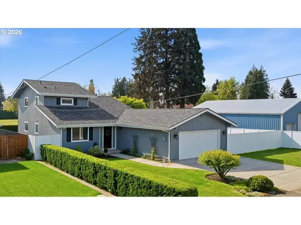 4094 5TH ST, Hubbard, OR 97032