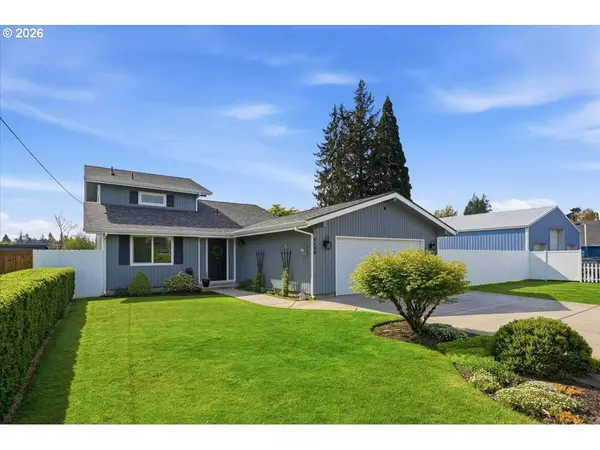 4094 5TH ST, Hubbard, OR 97032