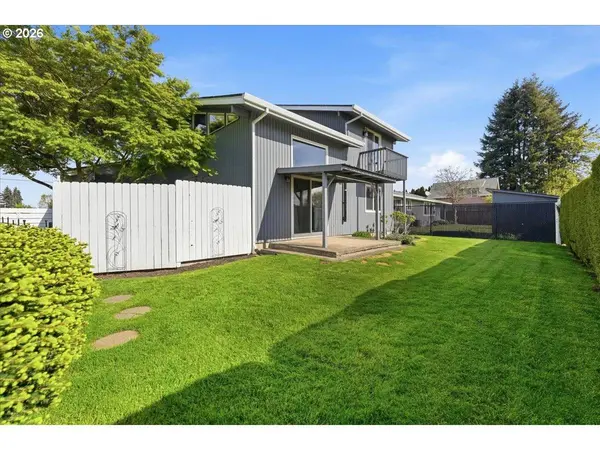 4094 5TH ST, Hubbard, OR 97032