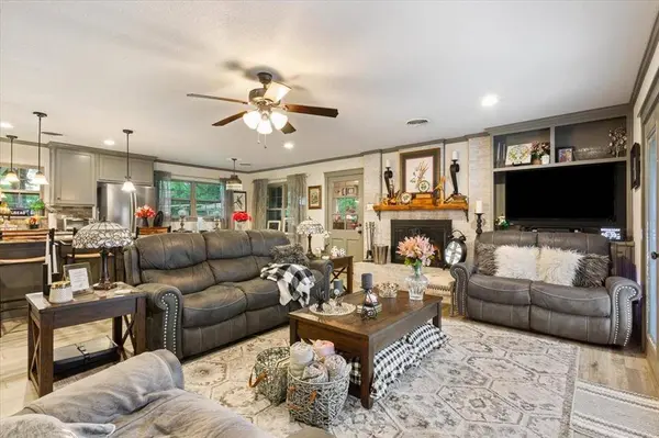 649 Wedgewood Drive, China Spring, TX 76633