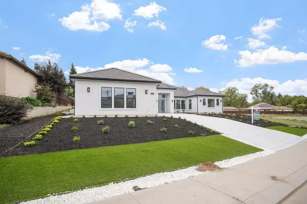 10221 Savannah CT, Oakdale, CA 95361